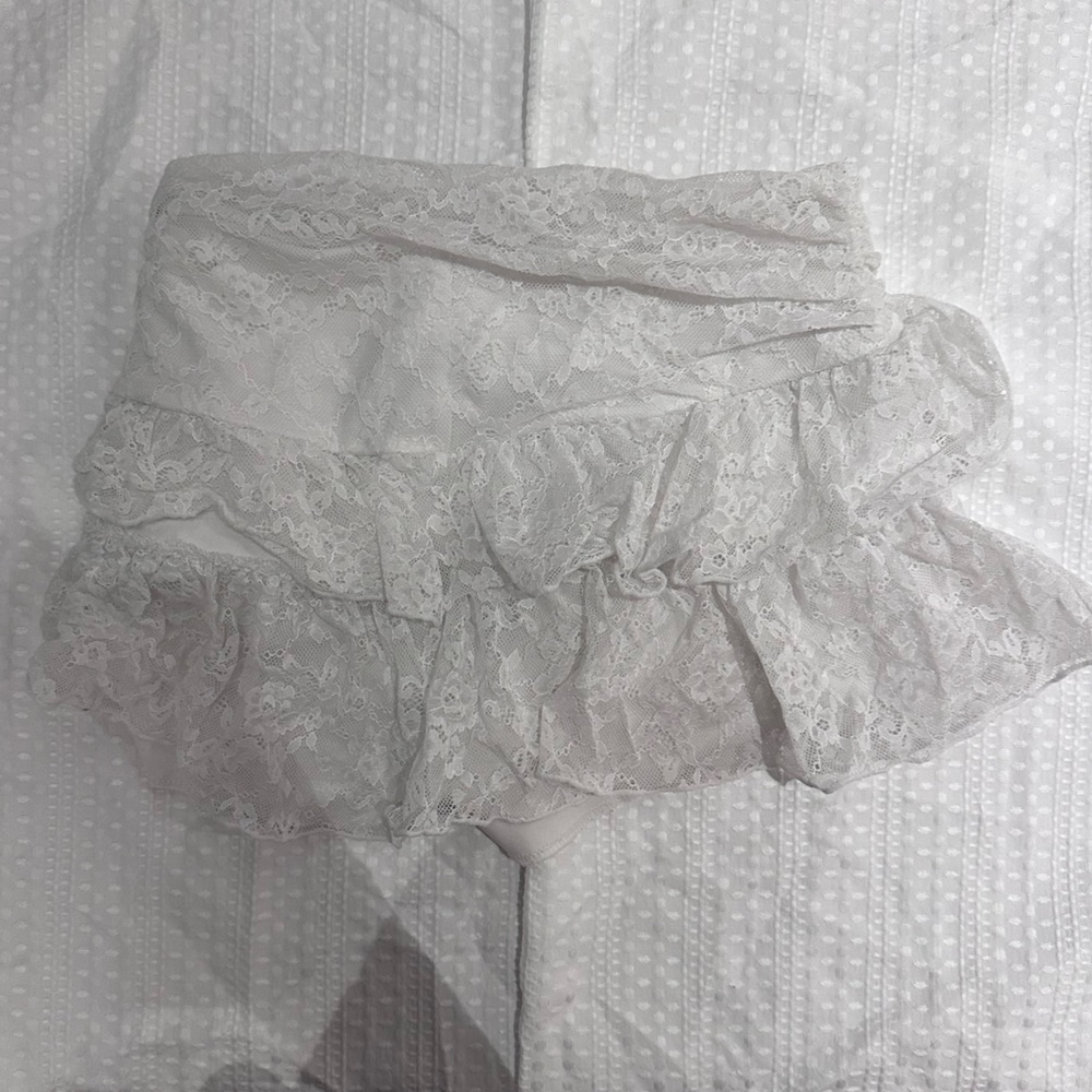 Lace Ruffle Women's Shorts - White Shein - XS